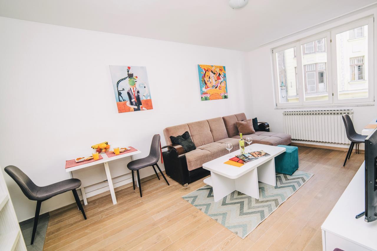 Apartment Modern 2bdr Apartment-cathedral View-best Location *